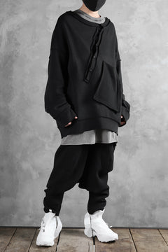 画像をギャラリービューアに読み込む, SOSNOVSKA exclusive SLASH COMBINATION SWEATER TOP (BLACK)