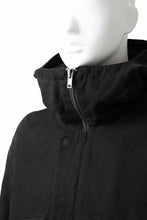 Load image into Gallery viewer, daub PADDED MT-HOOD JACKET / SOFT COTTON TWILL (BLACK)