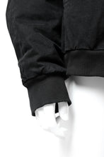 Load image into Gallery viewer, daub DYEING PADDED BOMBER JACKET / ELASTIC-COTTON (BLACK)