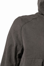 Load image into Gallery viewer, daub PADDED MT-HOOD JACKET / SOFT COTTON TWILL (KHAKI GREY)