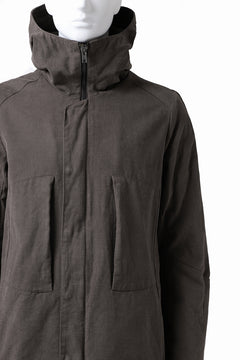 Load image into Gallery viewer, daub PADDED MT-HOOD JACKET / SOFT COTTON TWILL (KHAKI GREY)