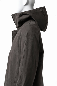 Load image into Gallery viewer, daub PADDED MT-HOOD JACKET / SOFT COTTON TWILL (KHAKI GREY)