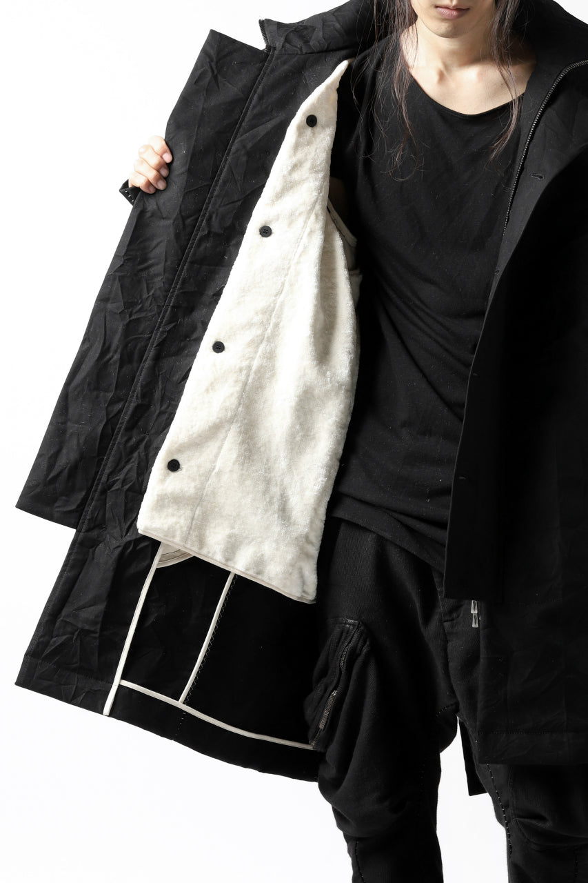 画像をギャラリービューアに読み込む, masnada MILITARY HOODIE LONG PARKA COAT with BOA LINNER /  COTONE STROPICCIATO (BLACK)