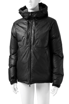 Load image into Gallery viewer, ISAMU KATAYAMA BACKLASH xx NANGA REVERSIBLE AURORA DOWN JACKET / KANGAROO + NYLON x POLISH WHITE GOOSE (BLACK x GREY)