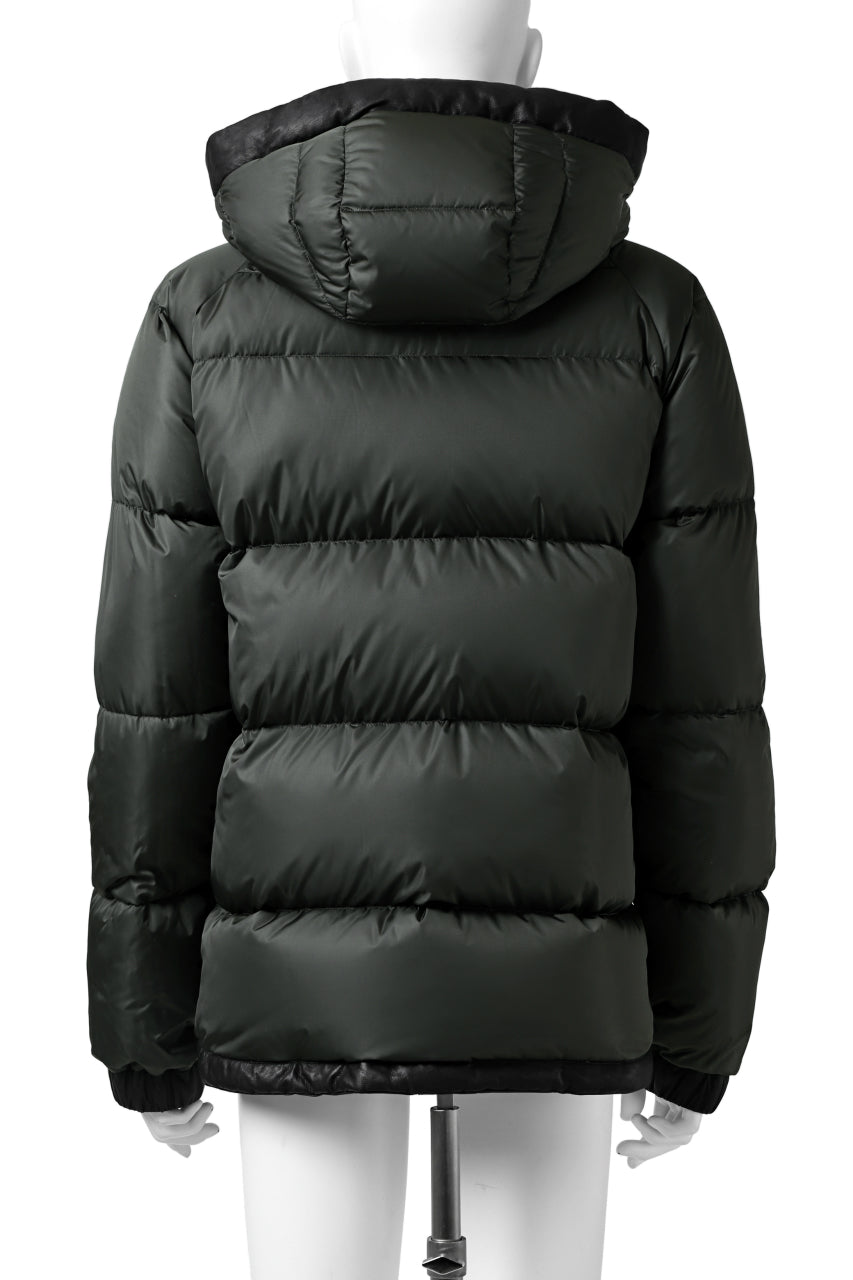 Load image into Gallery viewer, ISAMU KATAYAMA BACKLASH xx NANGA REVERSIBLE AURORA DOWN JACKET / KANGAROO + NYLON x POLISH WHITE GOOSE (BLACK x GREY)