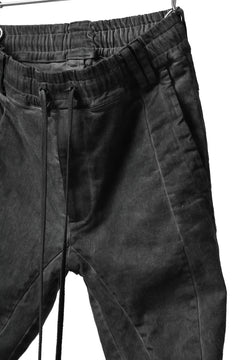 画像をギャラリービューアに読み込む, A.F ARTEFACT "thin-3D" DYEING DENIM ANATOMICAL PANTS (DARK GREY)