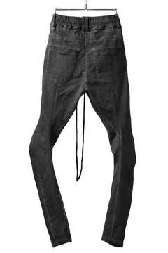 画像をギャラリービューアに読み込む, A.F ARTEFACT "thin-3D" DYEING DENIM ANATOMICAL PANTS (DARK GREY)