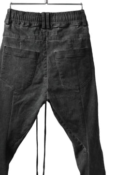 画像をギャラリービューアに読み込む, A.F ARTEFACT "thin-3D" DYEING DENIM ANATOMICAL PANTS (DARK GREY)
