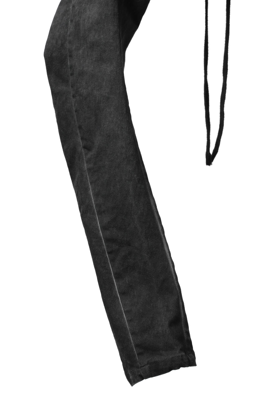 画像をギャラリービューアに読み込む, A.F ARTEFACT "thin-3D" DYEING DENIM ANATOMICAL PANTS (DARK GREY)