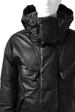 Load image into Gallery viewer, ISAMU KATAYAMA BACKLASH xx NANGA REVERSIBLE MOUNTAIN BELAY COAT / KANGAROO + NYLON x POLISH WHITE GOOSE (BLACK x GREY)