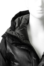 Load image into Gallery viewer, ISAMU KATAYAMA BACKLASH xx NANGA REVERSIBLE MOUNTAIN BELAY COAT / KANGAROO + NYLON x POLISH WHITE GOOSE (BLACK x GREY)