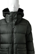 Load image into Gallery viewer, ISAMU KATAYAMA BACKLASH xx NANGA REVERSIBLE MOUNTAIN BELAY COAT / KANGAROO + NYLON x POLISH WHITE GOOSE (BLACK x GREY)