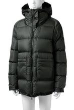 Load image into Gallery viewer, ISAMU KATAYAMA BACKLASH xx NANGA REVERSIBLE MOUNTAIN BELAY COAT / KANGAROO + NYLON x POLISH WHITE GOOSE (BLACK x GREY)