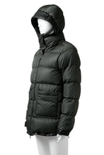 Load image into Gallery viewer, ISAMU KATAYAMA BACKLASH xx NANGA REVERSIBLE MOUNTAIN BELAY COAT / KANGAROO + NYLON x POLISH WHITE GOOSE (BLACK x GREY)