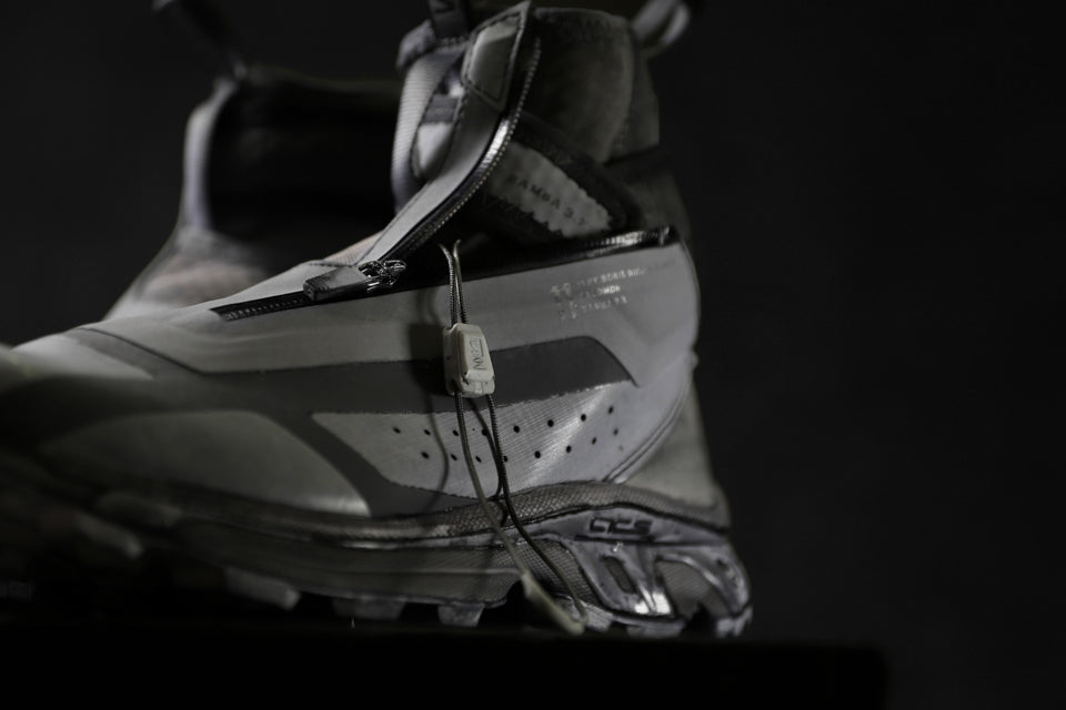 画像をギャラリービューアに読み込む, 11 BY BORIS BIDJAN SABERI x SALOMON "BAMBA 3.X" (OBJECT DYED LIGHT GREY)