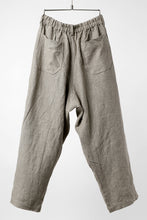 画像をギャラリービューアに読み込む, YUTA MATSUOKA wide tapered pants / safiran linen (ecru)