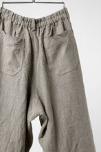 画像をギャラリービューアに読み込む, YUTA MATSUOKA wide tapered pants / safiran linen (ecru)