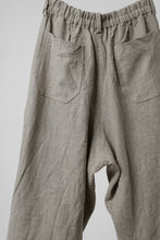 画像をギャラリービューアに読み込む, YUTA MATSUOKA wide tapered pants / safiran linen (ecru)