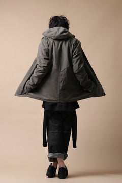 Load image into Gallery viewer, daub PADDED MT-HOOD JACKET / SOFT COTTON TWILL (KHAKI GREY)