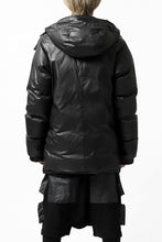 Load image into Gallery viewer, ISAMU KATAYAMA BACKLASH xx NANGA REVERSIBLE MOUNTAIN BELAY COAT / KANGAROO + NYLON x POLISH WHITE GOOSE (BLACK x GREY)