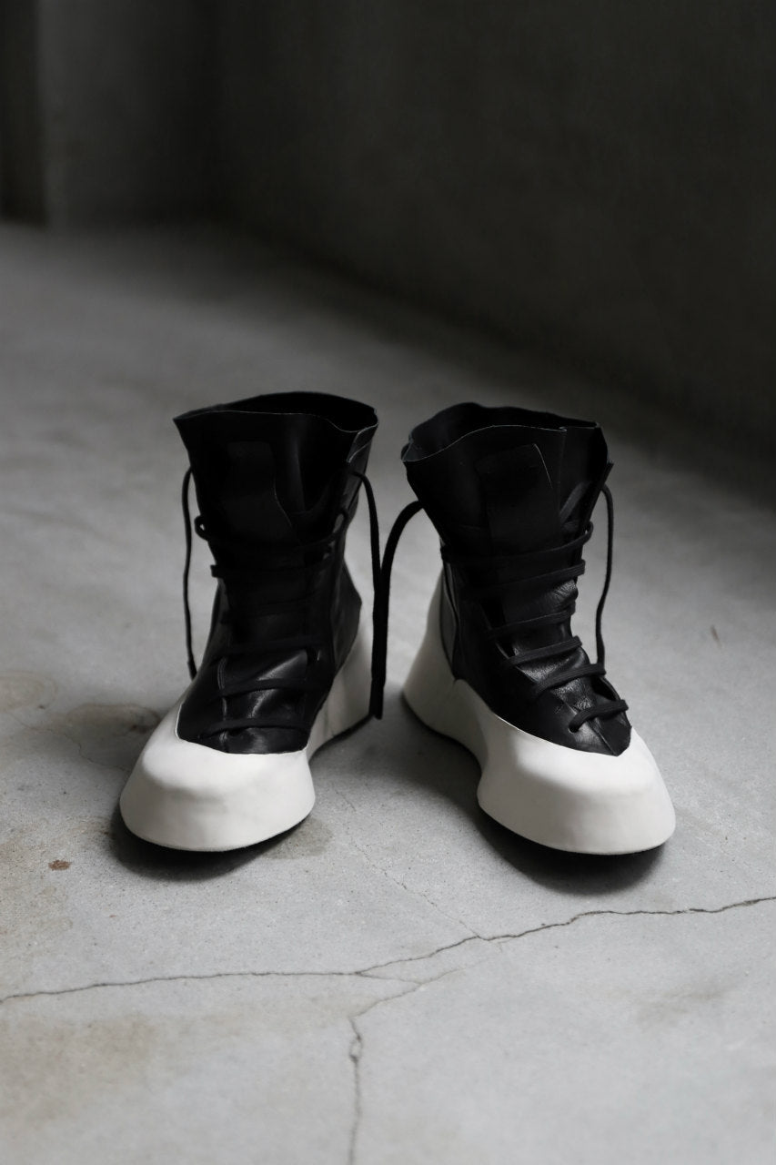 LEON EMANUEL BLANCK DISTORTION FEATHER WEIGHT HIGH TOP SNEAK BOOTS / GUIDI HORSE LEATHER (BLACK x WHITE)