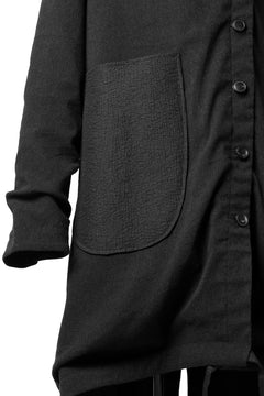 画像をギャラリービューアに読み込む, SOSNOVSKA REVERSIBLE UNINHIBITED RAIN COAT UREAN (BLACK)