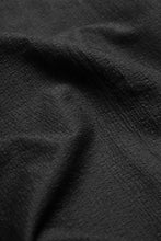 画像をギャラリービューアに読み込む, SOSNOVSKA REVERSIBLE UNINHIBITED RAIN COAT UREAN (BLACK)