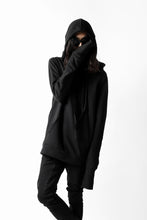 画像をギャラリービューアに読み込む, thomkrom DOUBLE HOODIE PULL OVER PARKA / OVER LOCKED (BLACK)