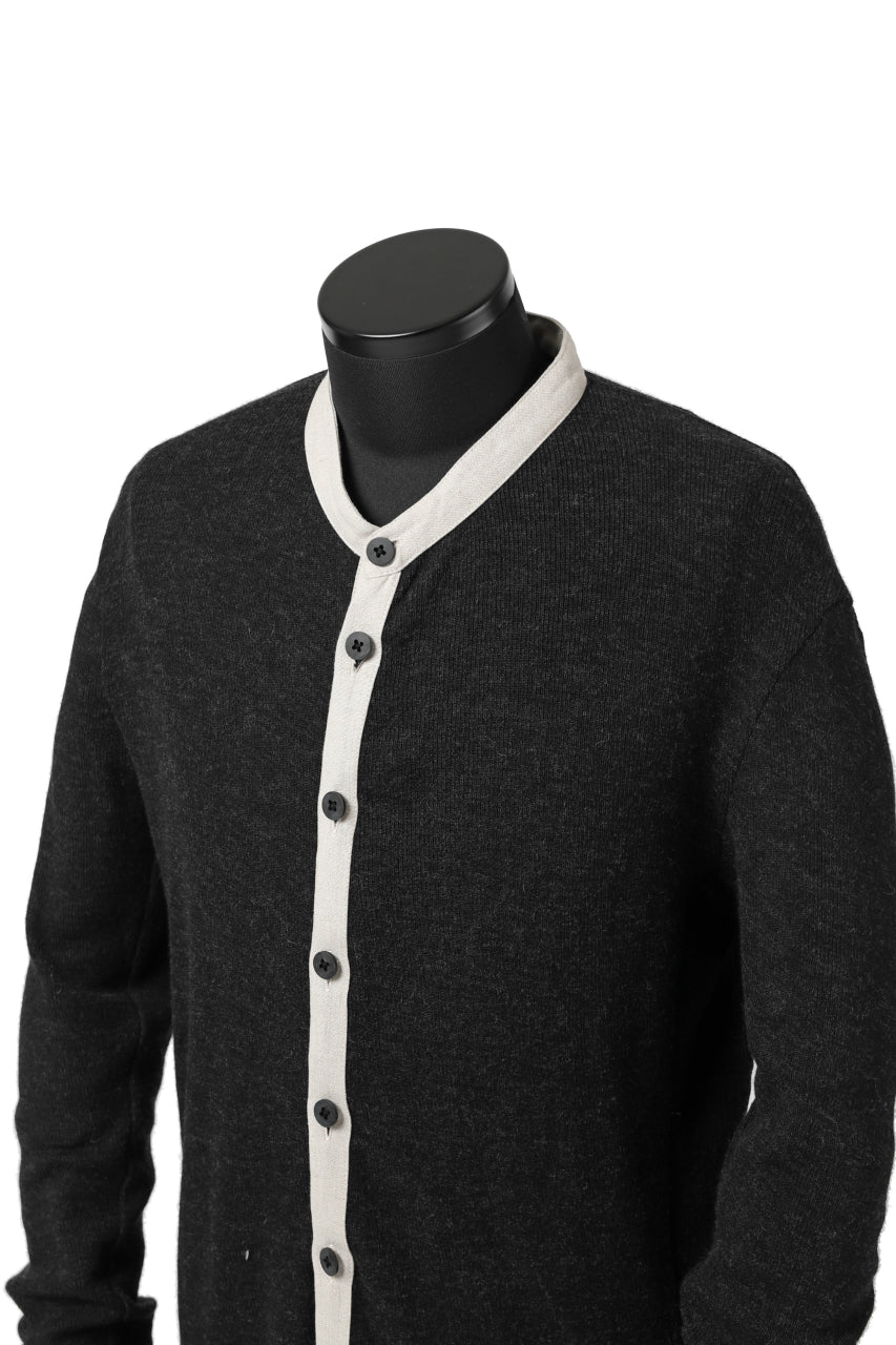 Load image into Gallery viewer, KLASICA BLACK DOG CARDIGAN / WEANER WOOL RIB (SHADOW)