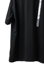 画像をギャラリービューアに読み込む, FACETASM BARCODE PRINT TEE (BLACK)