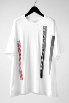 画像をギャラリービューアに読み込む, FACETASM BARCODE PRINT TEE (WHITE)