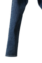 画像をギャラリービューアに読み込む, mastermind JAPAN SLIMFIT JEANS / 2WAY STRETCH DENIM (INDIGO)