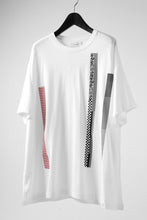 画像をギャラリービューアに読み込む, FACETASM BARCODE PRINT TEE (WHITE)