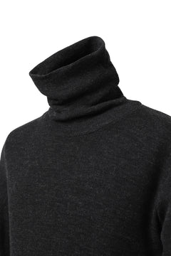 画像をギャラリービューアに読み込む, KLASICA SMOKE TURTLE NECK KNIT SWEATER / WEANER WOOL RIB (SHADOW)