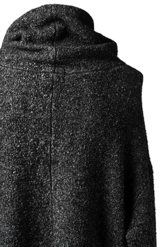 画像をギャラリービューアに読み込む, SOSNOVSKA CRAWLED OUT POCKET KNIT SWEATER (BLACK)