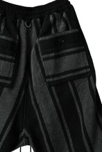 画像をギャラリービューアに読み込む, mastermind JAPAN STRIPED SHORT PANTS / PILE JERSEY (BLACK x GREY)