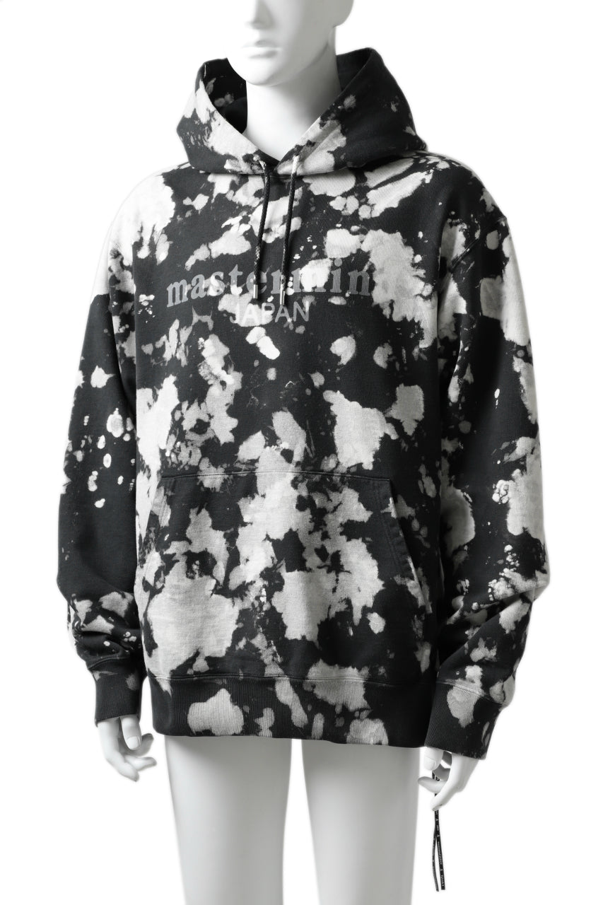 Load image into Gallery viewer, mastermind JAPAN SWEAT HOODIE / BLEACH & TIE DYE (BLACK x WHITE)