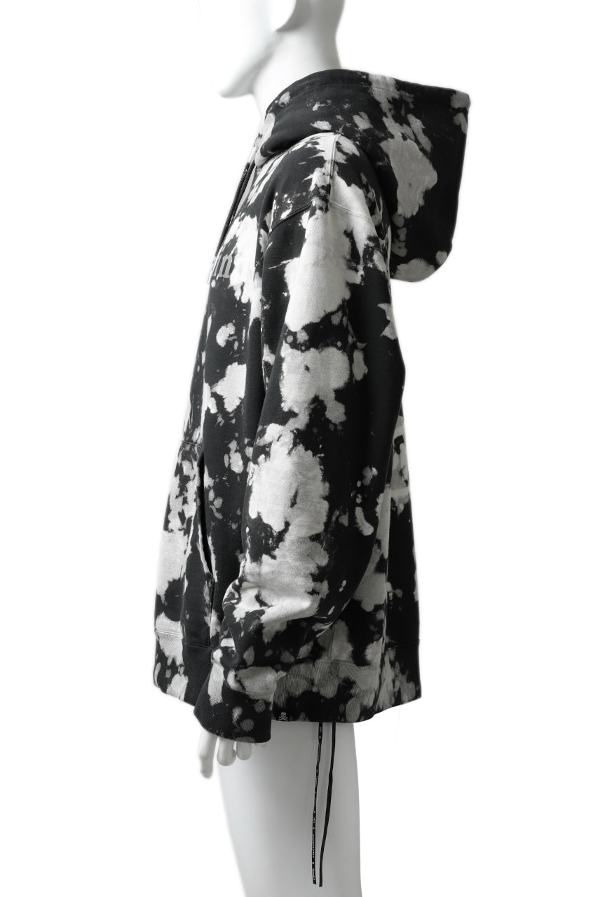 Load image into Gallery viewer, mastermind JAPAN SWEAT HOODIE / BLEACH & TIE DYE (BLACK x WHITE)