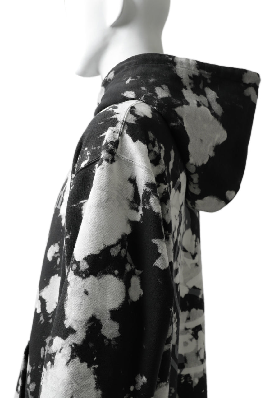 Load image into Gallery viewer, mastermind JAPAN SWEAT HOODIE / BLEACH & TIE DYE (BLACK x WHITE)