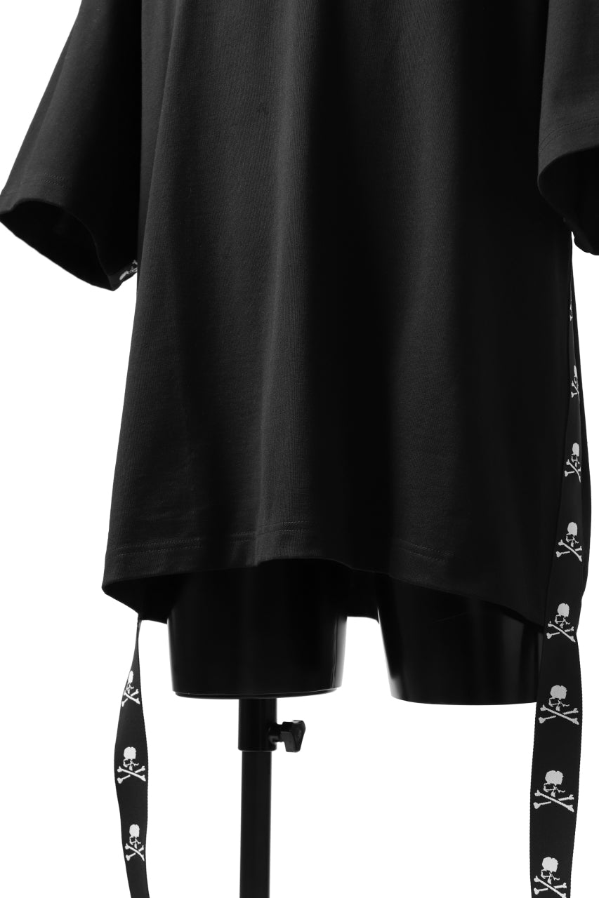 画像をギャラリービューアに読み込む, mastermind JAPAN TAPE DETAIL BOXYFIT T-SHIRT (BLACK)