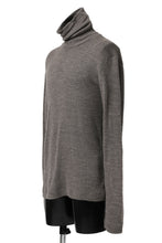 Load image into Gallery viewer, KLASICA SMOKE TURTLE NECK KNIT SWEATER / WEANER WOOL RIB (FAWN)