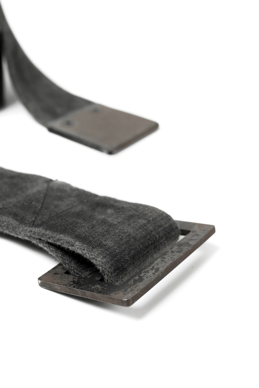 画像をギャラリービューアに読み込む, BORIS BIDJAN SABERI FABRIC & PLATE BELT / RESIN DYED "BELT5-SIN" (DARK GREY)