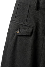 画像をギャラリービューアに読み込む, forme d'expression Tucked & Cuffed Trousers (Off Black)