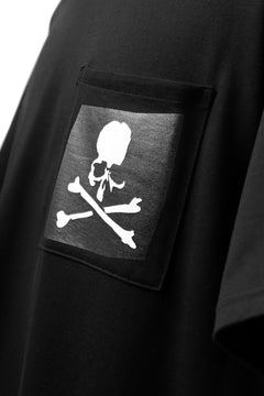 画像をギャラリービューアに読み込む, mastermind JAPAN POCKET DETAIL REGULARFIT T-SHIRT (BLACK)