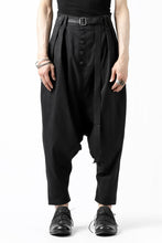 画像をギャラリービューアに読み込む, SOSNOVSKA exclusive NARROW CLOWN PANTS / SCRATCHED SILK (BLACK)