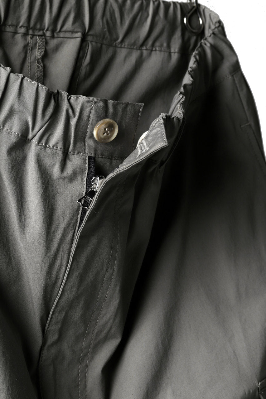 画像をギャラリービューアに読み込む, ISAMU KATAYAMA BACKLASH LOWCROTCH FIELD PANTS / STRETCH TYPEWRITER CLOTH (KHAKI)