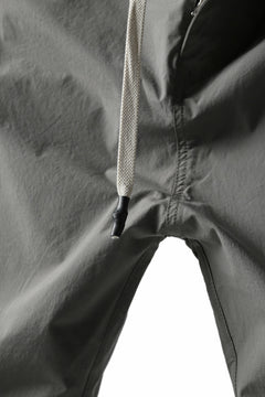 画像をギャラリービューアに読み込む, ISAMU KATAYAMA BACKLASH LOWCROTCH FIELD PANTS / STRETCH TYPEWRITER CLOTH (KHAKI)