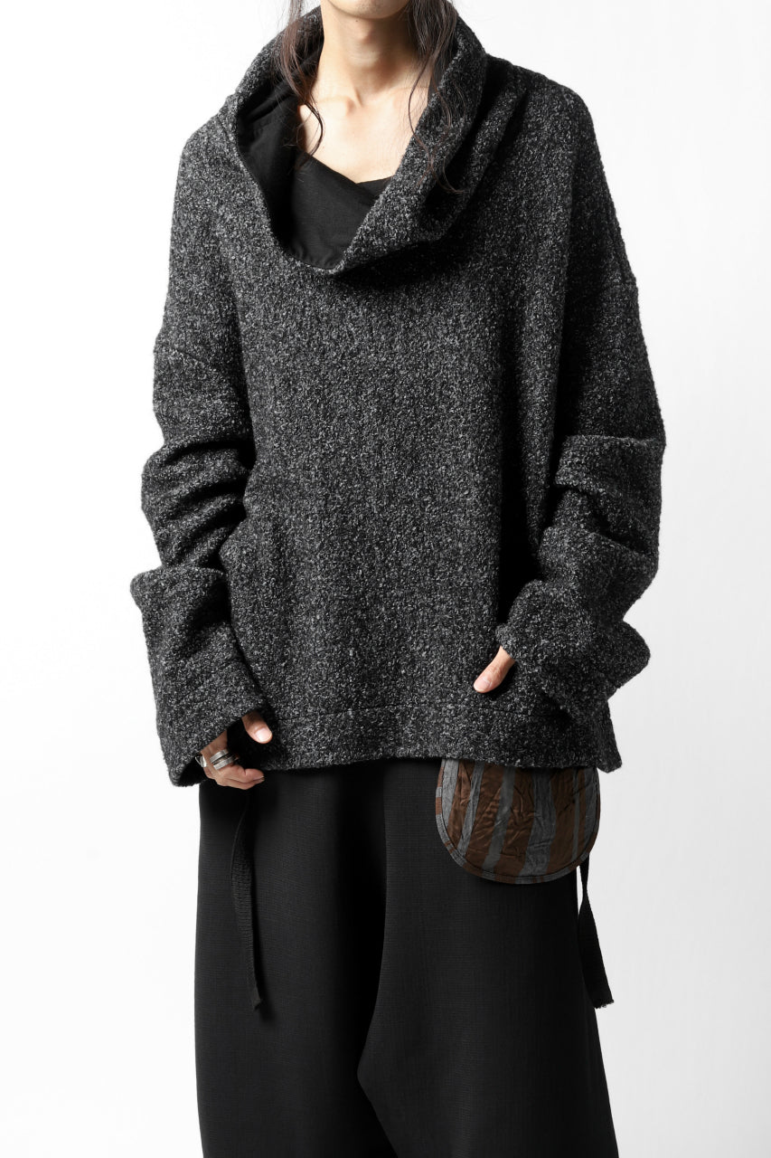 画像をギャラリービューアに読み込む, SOSNOVSKA CRAWLED OUT POCKET KNIT SWEATER (BLACK)