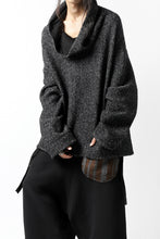 画像をギャラリービューアに読み込む, SOSNOVSKA CRAWLED OUT POCKET KNIT SWEATER (BLACK)