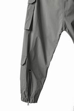 画像をギャラリービューアに読み込む, ISAMU KATAYAMA BACKLASH LOWCROTCH FIELD PANTS / STRETCH TYPEWRITER CLOTH (KHAKI)